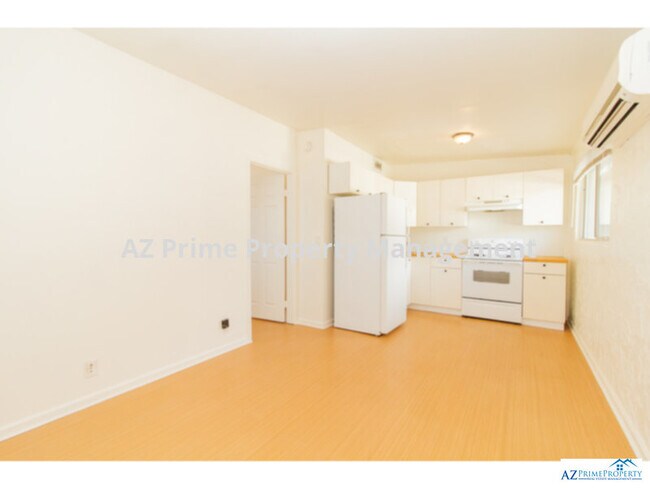 Building Photo - 111 S Hardy Dr