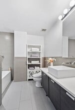 Building Photo - 122 West St