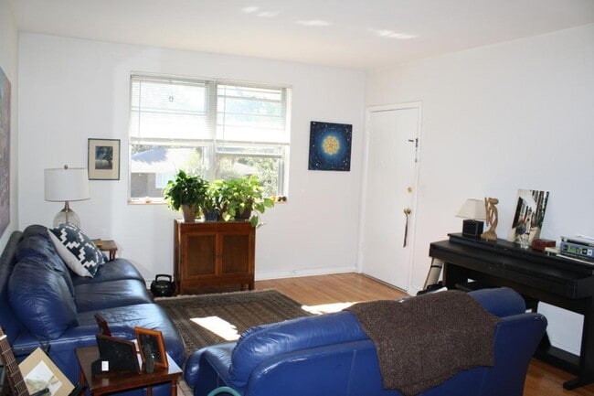 Foto del edificio - 646 Windermere Blvd