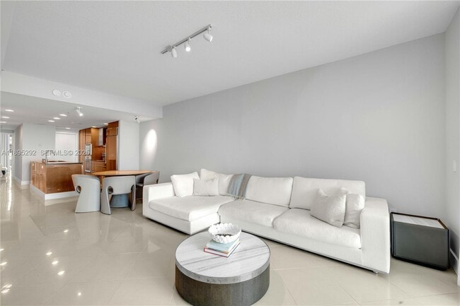 Building Photo - 3801 Collins Ave