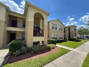 Building Photo - 2866 Club Cortile Cir