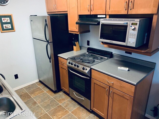 Building Photo - 2 br, 1.5 bath House - 559 W. Glenn Ave., ...