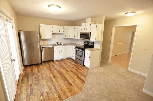Building Photo - 6901 Hammond Ave SE