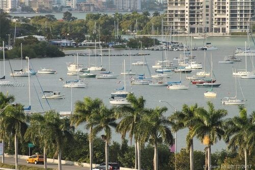 Foto del edificio - 6346 Collins Ave