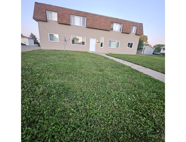 Foto del edificio - 1825 5th St SE