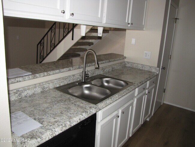 Building Photo - 6618 East Calle Alegria