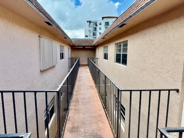 Primary Photo - 650 SW 2nd Ave