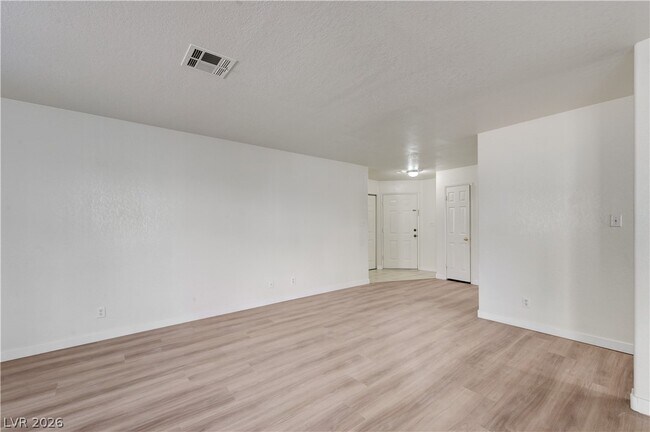 Foto del edificio - 5018 S Rainbow Blvd