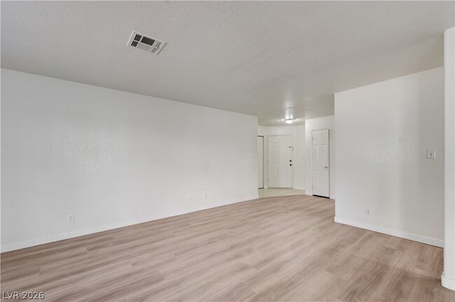 Building Photo - 5018 S Rainbow Blvd