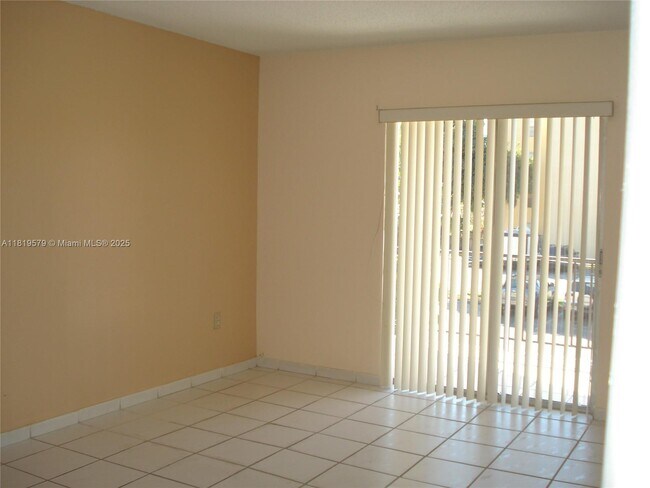 Foto del edificio - 5755 W 20th Ave