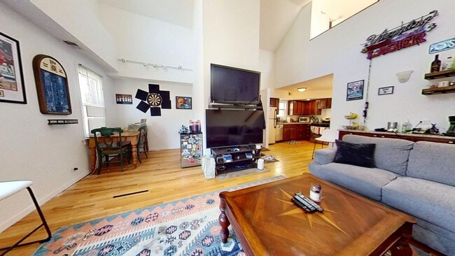 Photo - 2947 N Racine Ave Apartment