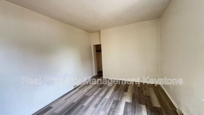 Foto del edificio - 429 Island Ave