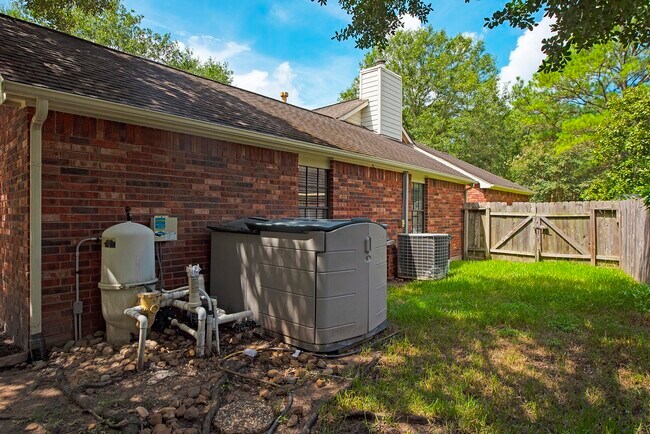 Foto del edificio - 34 Green Slope Pl