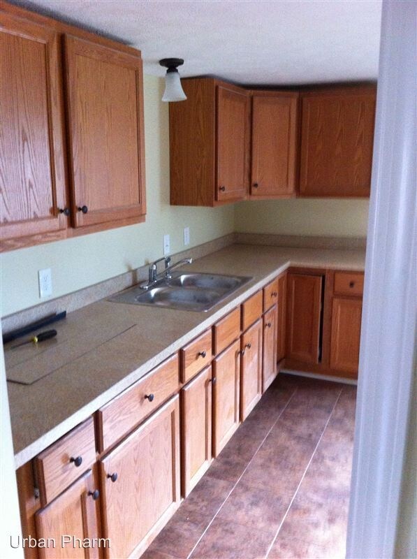 Foto del edificio - 116 Caledonia St NE