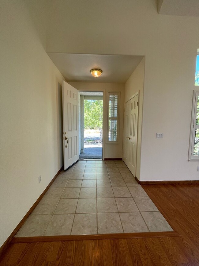 Building Photo - 2,199 Square Foot Beautiful 4-Bedroom Home | 2,199 Sq. Ft. | Prime Rincon Valley Location