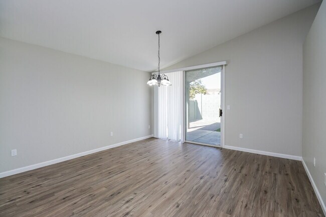 Foto del edificio - 3134 E McKellips Rd