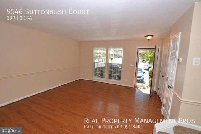 Photo - 9546 Buttonbush Ct House