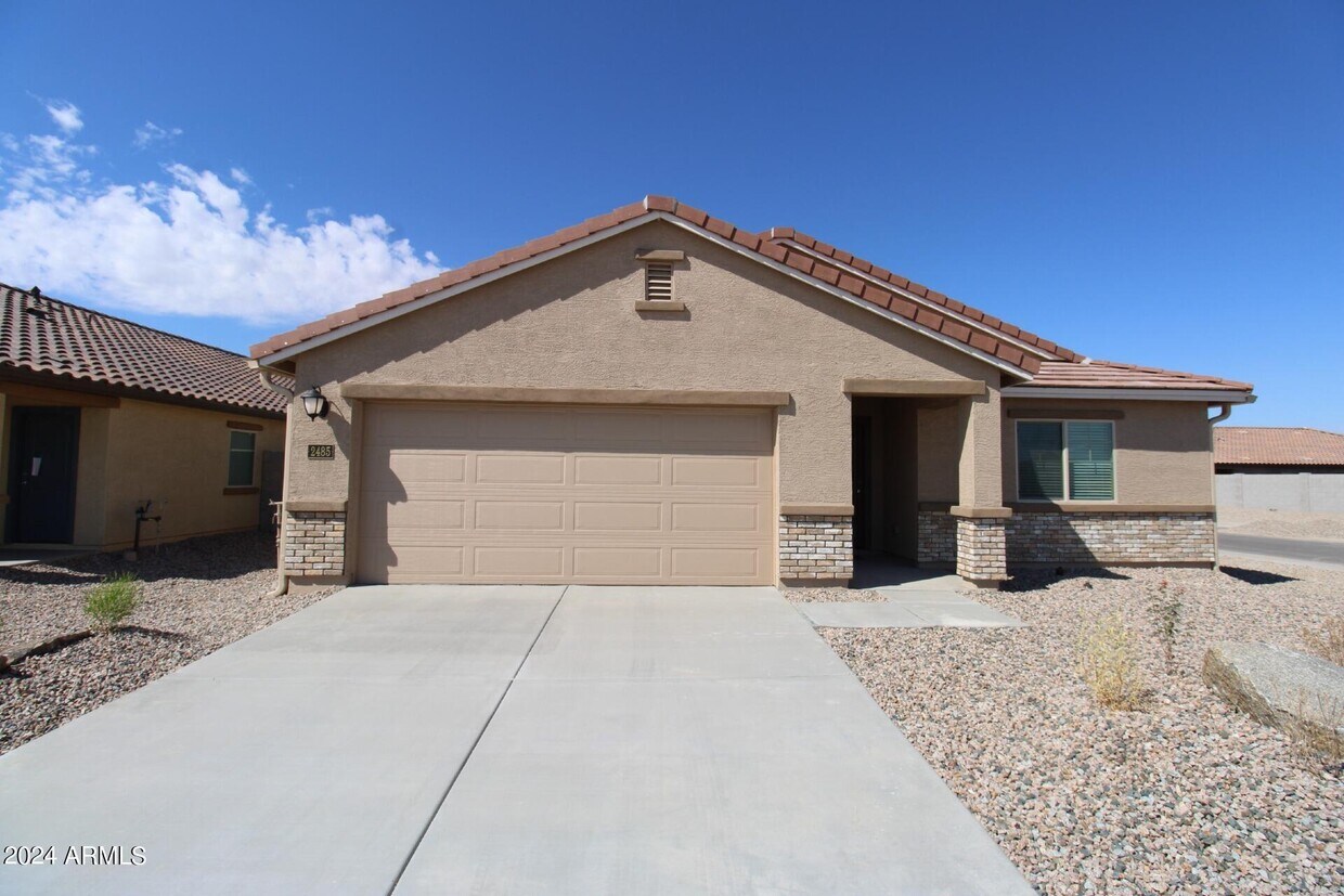 Primary Photo - 2485 N Mcdonald Ln