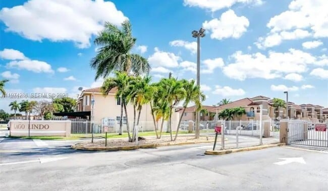 Photo - 6466 SW 130th Pl Apartment