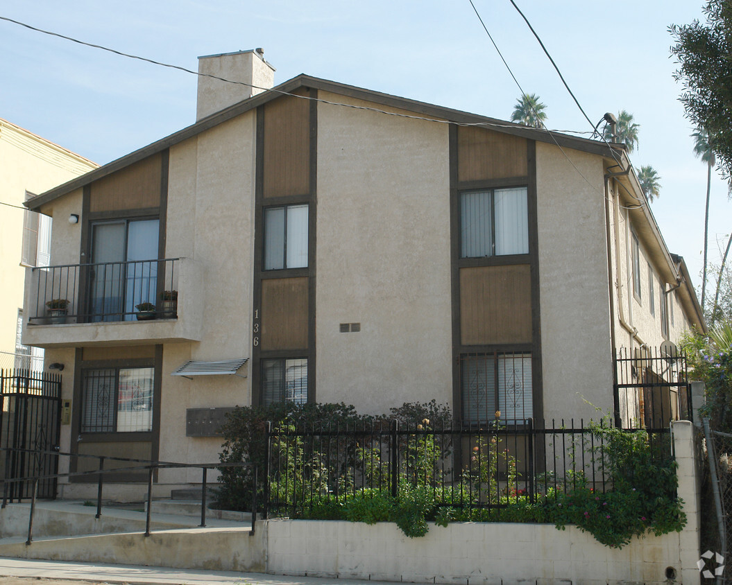 Building Photo - 136 S Mountain View Ave