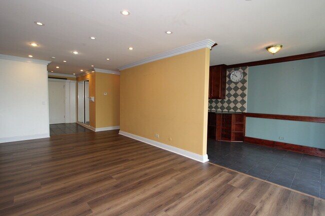 Foto del edificio - 5950 Oakwood Dr
