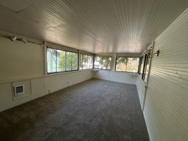 Photo - 1135 & 1135 1/2  Mill St. Apartment