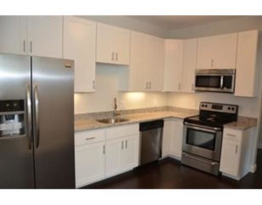 Building Photo - 6 Admirals Way