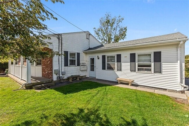 Building Photo - 3421 Pawtucket Ave