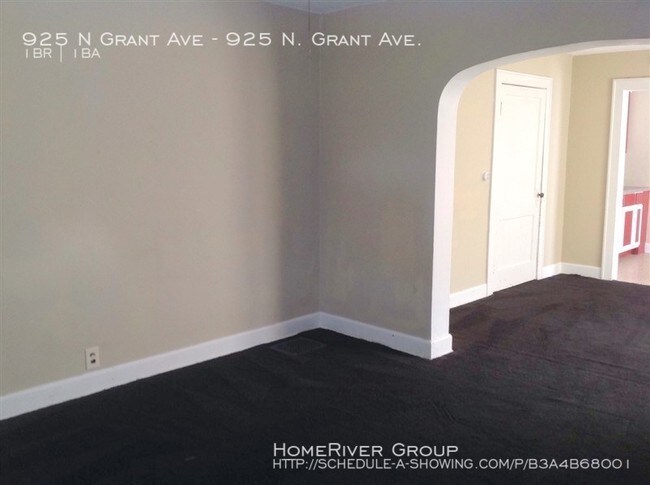 Building Photo - Great 1 Bed 1 Bath duplex!