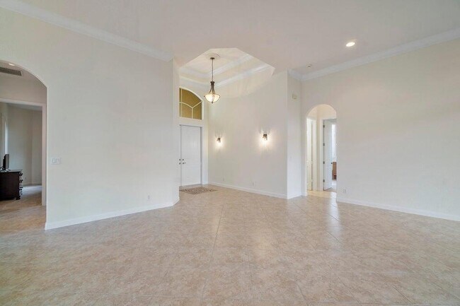 Building Photo - 8122 Driggs Hill