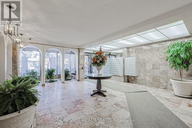 Building Photo - 485 Kingston Rd