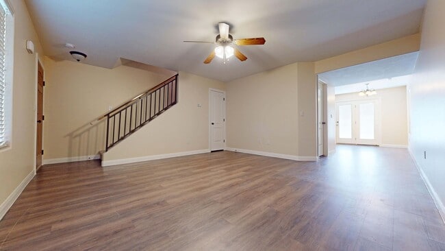 Building Photo - 370 W 1425 N