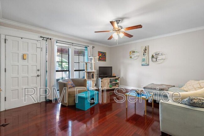 Foto del edificio - 214 Old Hickory Blvd