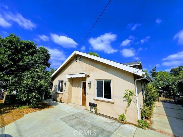 Foto principal - 539 S Michillinda Ave