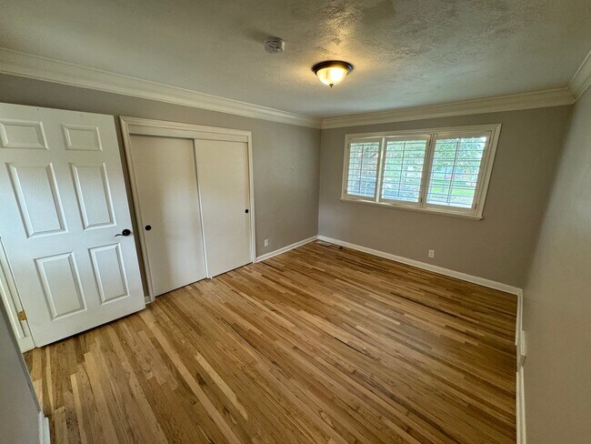 Foto del edificio - Executive 5-Bedroom Home ten Minutes from the University of Utah and Medical Center!