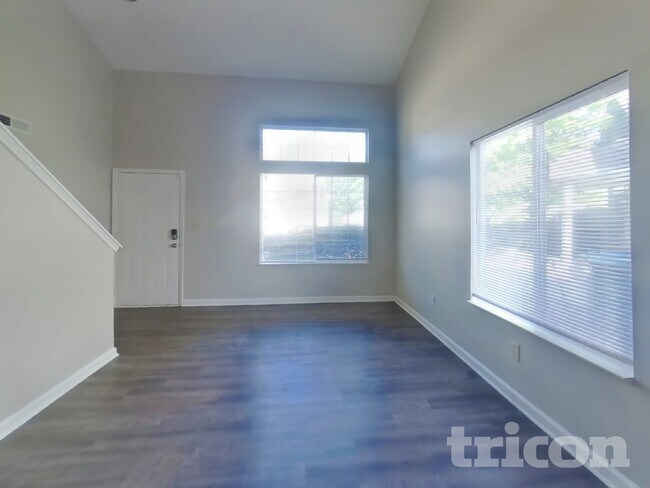 Foto del edificio - 9898 Worthington Blvd