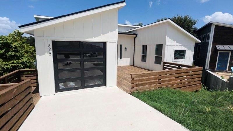 Foto principal - 5012 Baker St