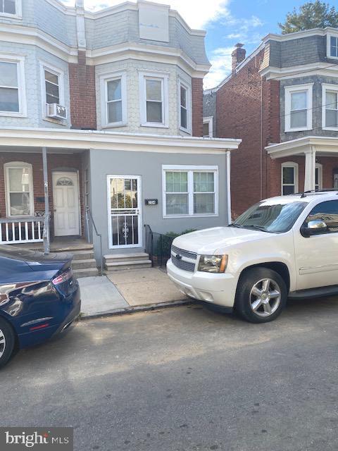 Primary Photo - 204 W 29th St