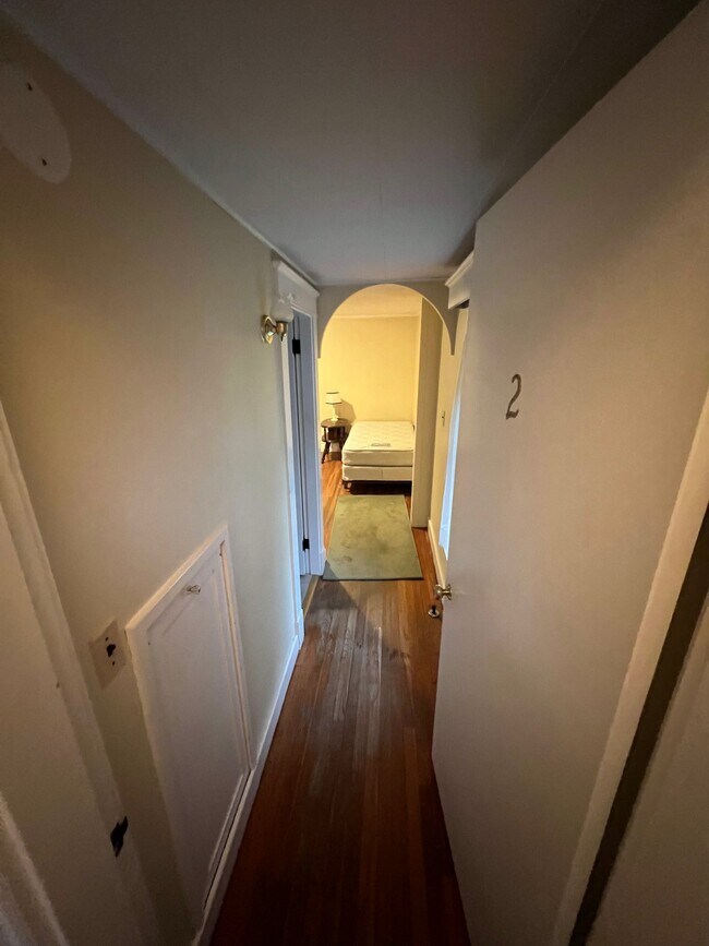 Building Photo - 33 E Summer St