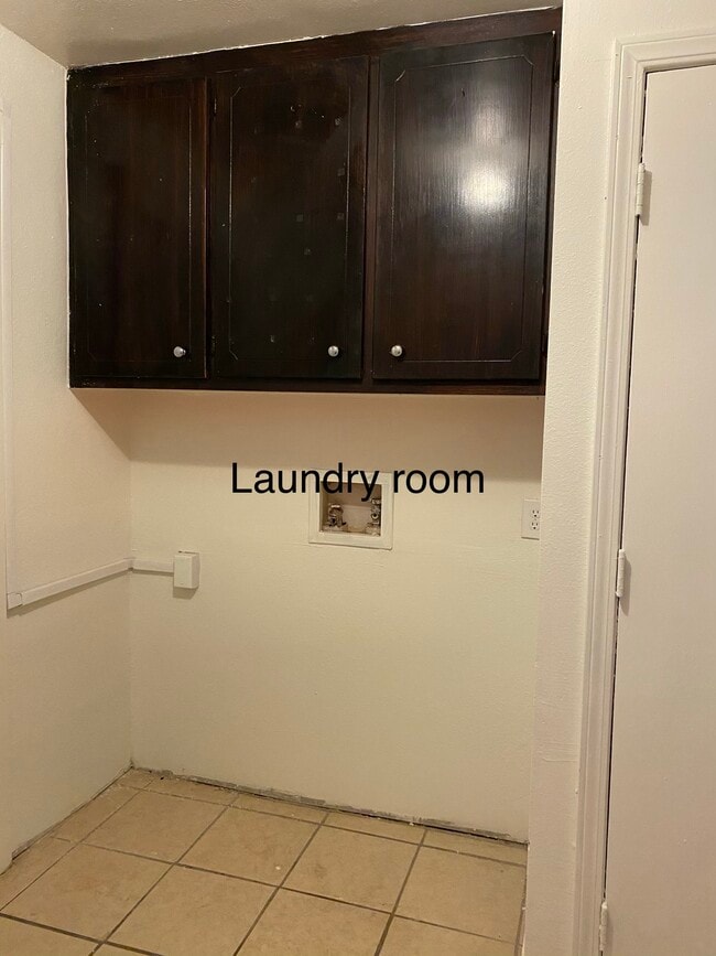 Building Photo - 1012 Boston St