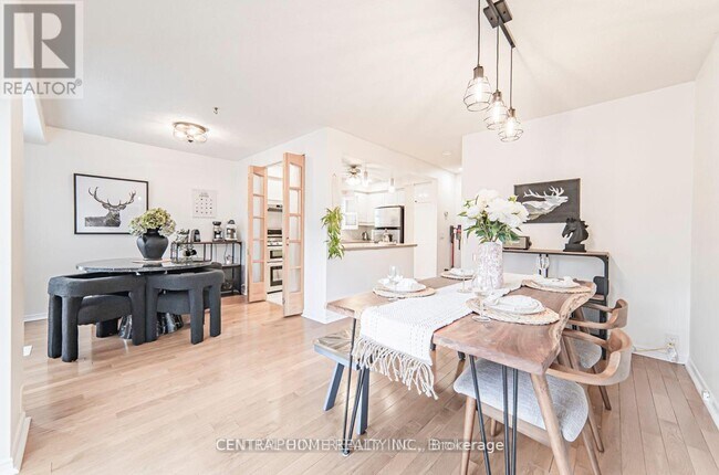 Building Photo - 84 Raleigh Crescent