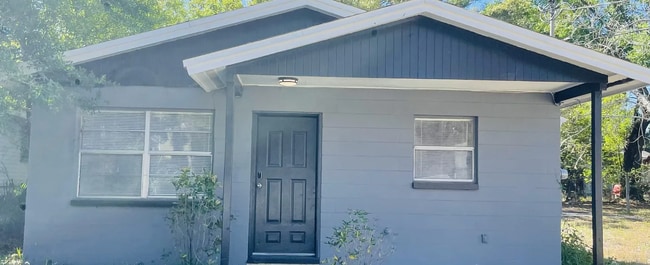 32nd ave - 32nd ave House