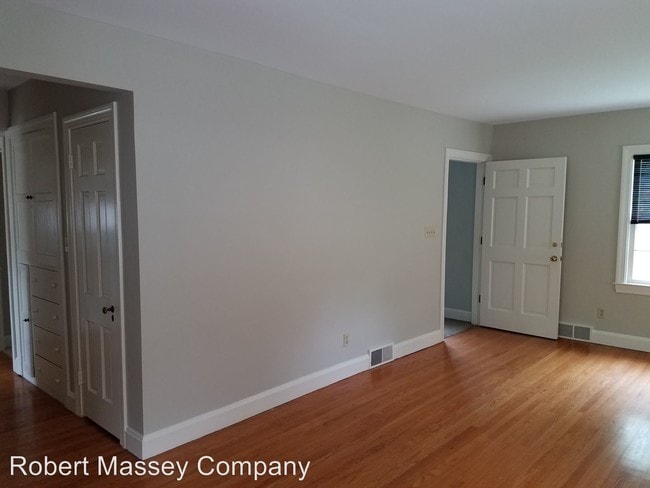 Building Photo - 2 br, 1 bath House - 2437 Broadmeade Road, #2