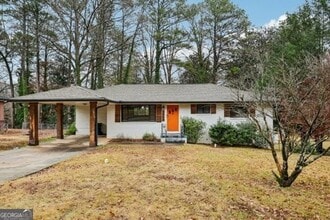 Building Photo - 2562 Farley St