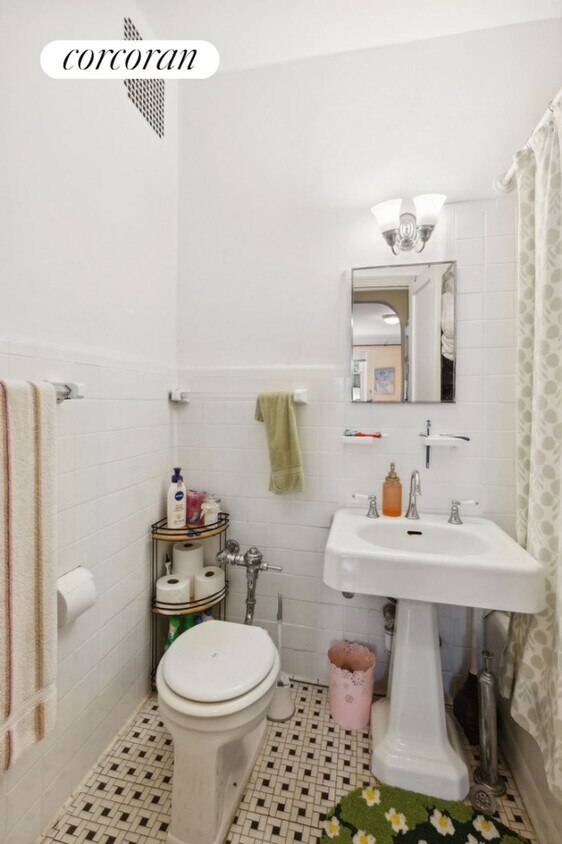 Foto del edificio - 231 E 54th St