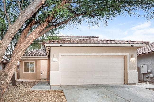 Building Photo - 6851 W Leeward Cove Way