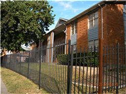 Building Photo - 3631 N Macgregor Way