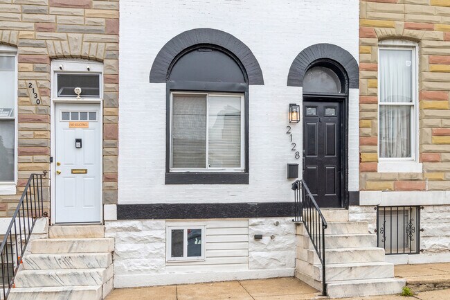 Foto del edificio - 2128 Hollins St