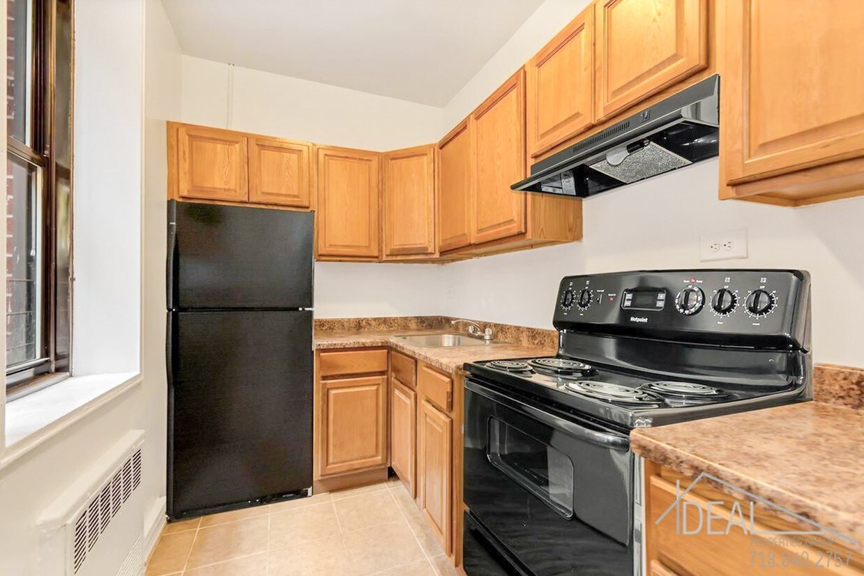 Building Photo - Lovely 1BR Apt For Rent in Bensonhurst