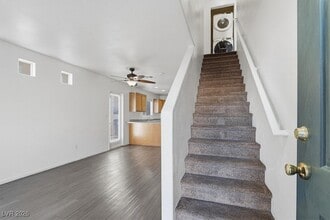 Building Photo - 5225 Paradise Valley Ave